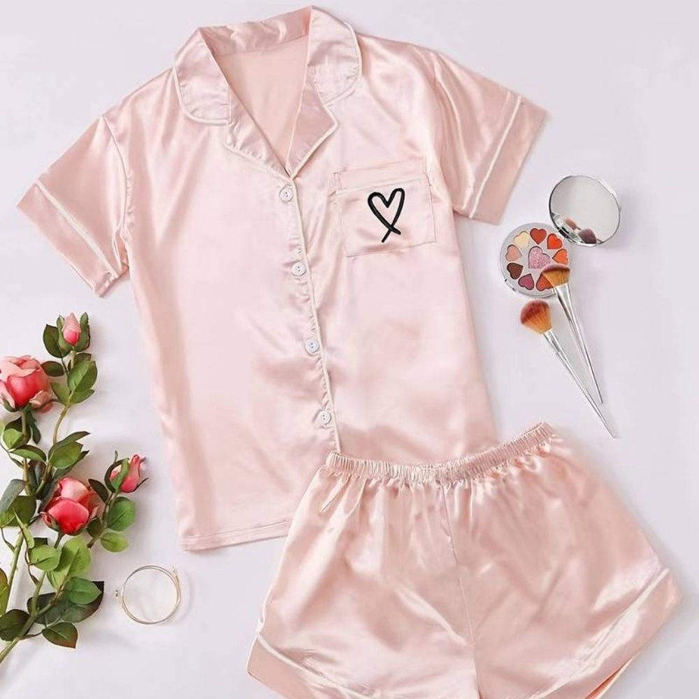 Elegant Solid Pajama Set, Heart Pattern Short Sleeve Blouse Top & Elastic Waist
